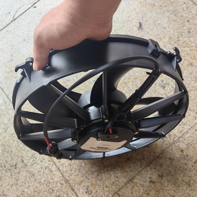 419297 Solución de refrigeración de metal negro y plástico para el transporte