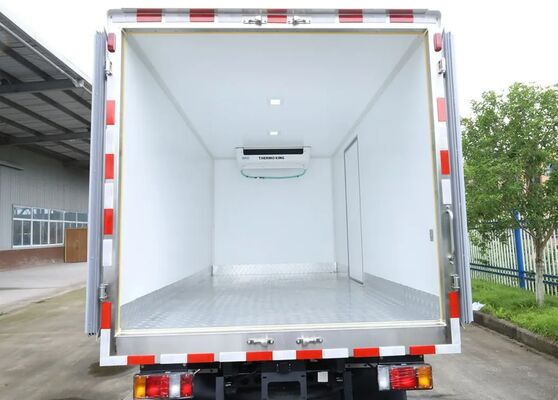 ISUZU QINGLING 600P 6 ruedas 3 toneladas Furgoneta refrigerada con unidad de refrigeración THERMO KING modelo RV380