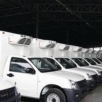 Unidad de refrigeración de furgoneta de la serie KV Ultra Slim de THERMO KING con refrigerante R404a y modo de espera eléctrico